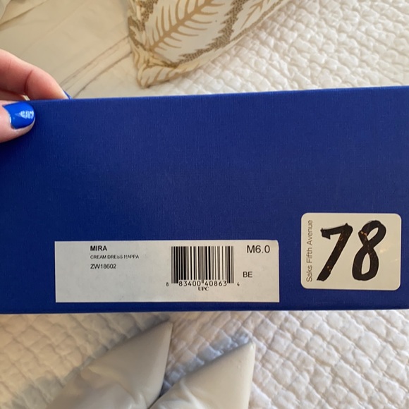 Stuart Weitzman Mira Mules - Picture 6 of 7